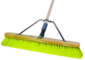 WOOD HANDLE PUSH BROOM 24IN