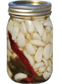 SPICY PICKLED GARLIC 16OZ