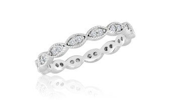 ENDLESS OVAL STACK RING