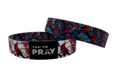 CARDINAL TAP TO PRAY WRISTBAND