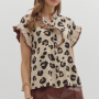 RUFFLE ACCENT TOP
