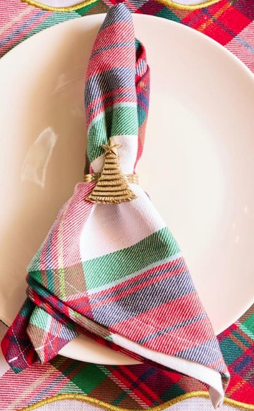 DINNER NAPKIN HOLIDAY PLAID