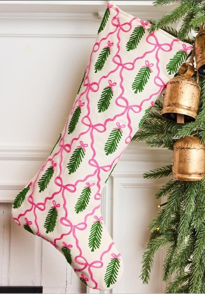 STOCKING SPRUCE THINGS UP