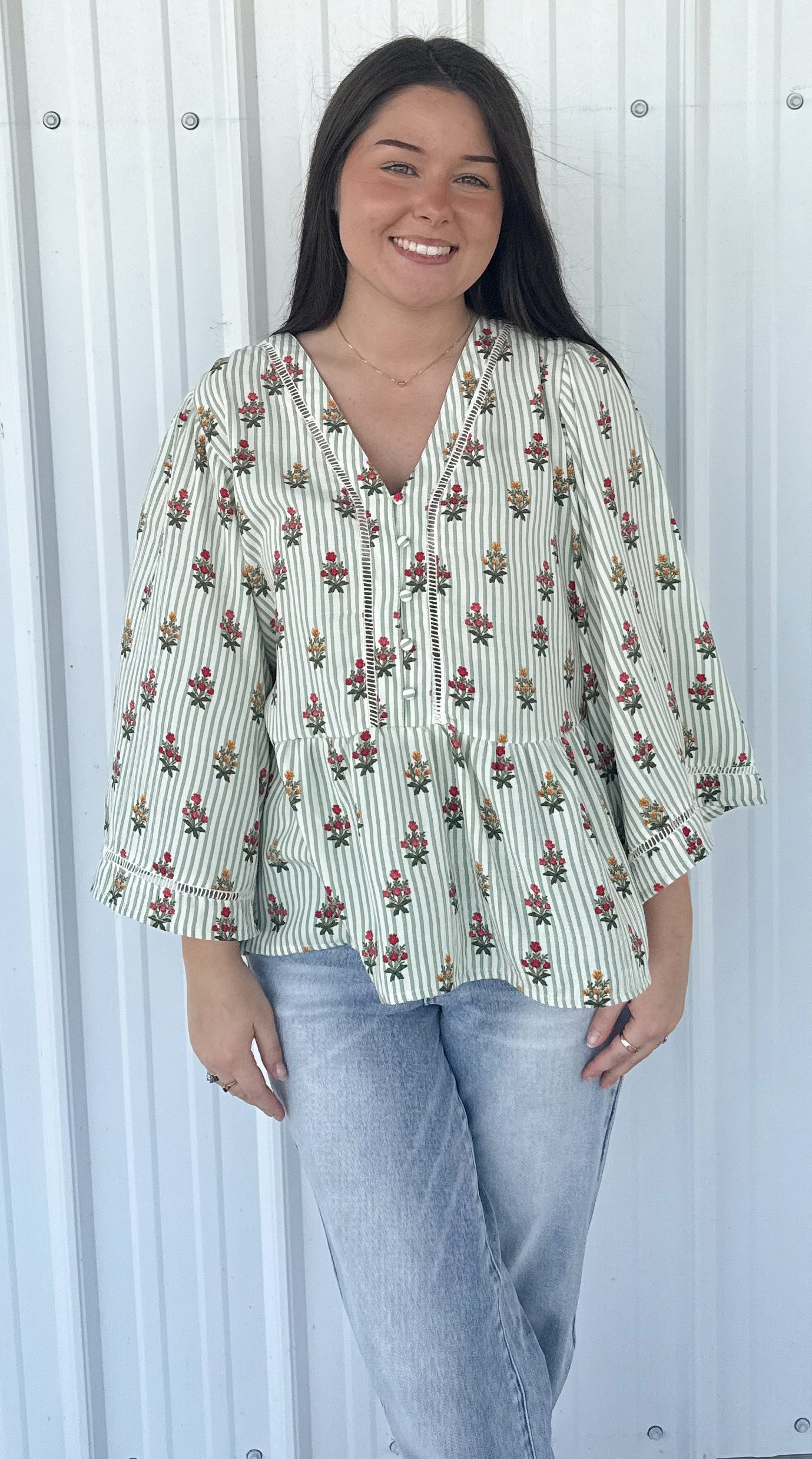 MONROE COTTAGE GREEN TOP