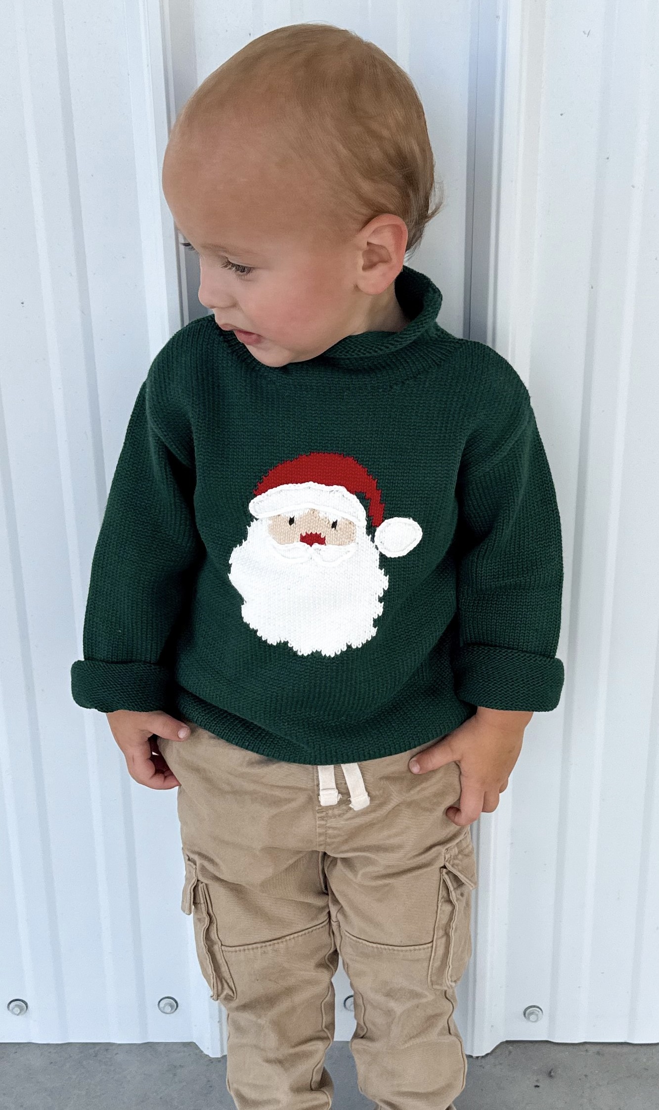 GREEN SANTA ROLLNECK SWEATER