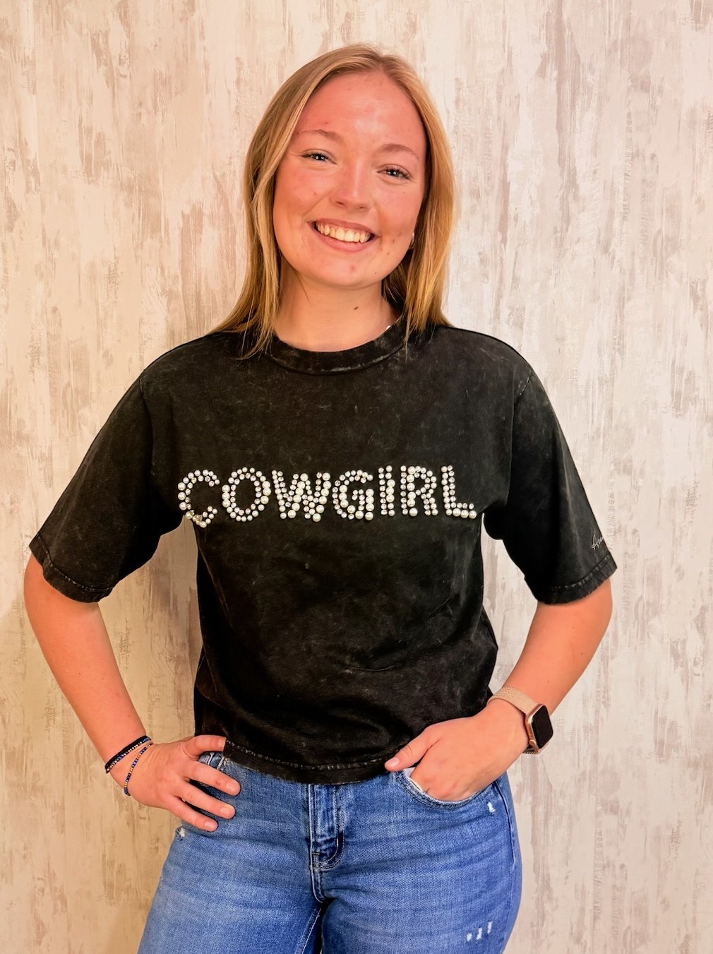 BLACK PEARL COWGIRL TEE