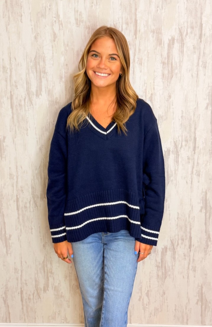 VNECK LONG SLEEVE TOP