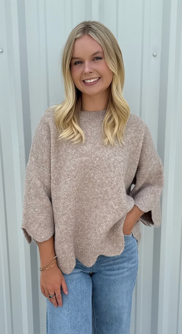 SCALLOP SWEATER