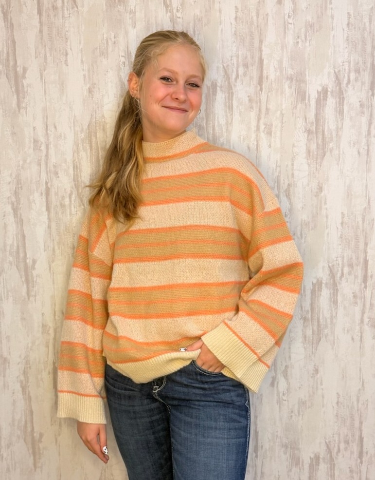 ORANGE QUINNIE TURTLENECK
