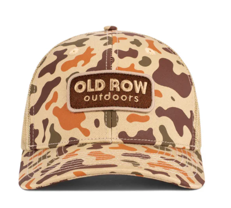 TAN CAMO SNAPBACK HAT