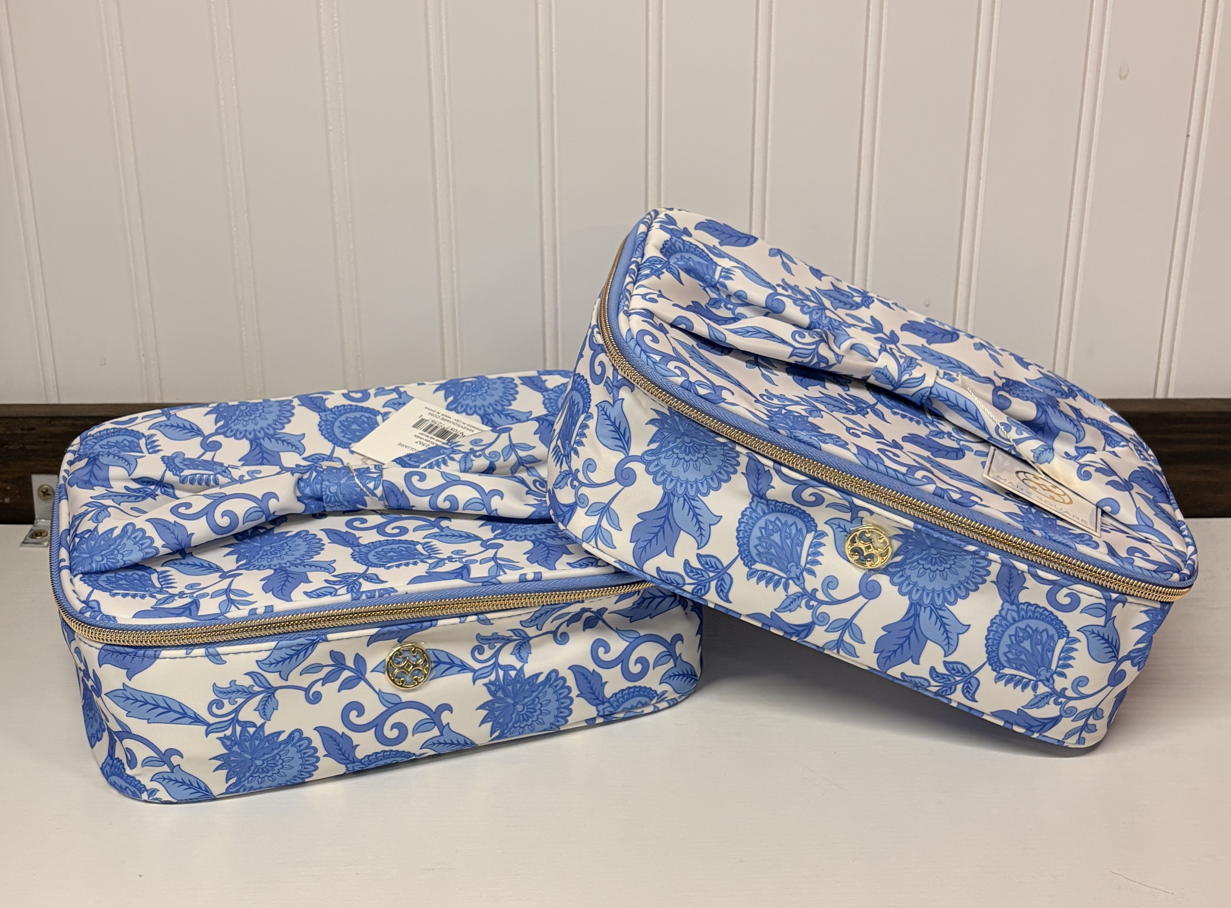 MAKE ME BLUSH PORCELAIN VINES