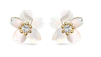 GOLD PETAL PEARL EARRINGS