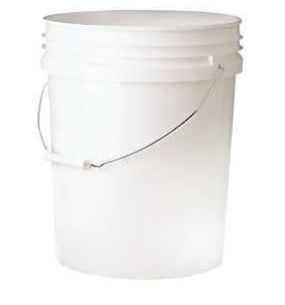 WHITE PLASTIC PAINT PAIL 5GAL