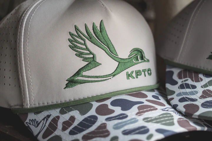 WOOD DUCK SNOW CAMO ROPE HAT