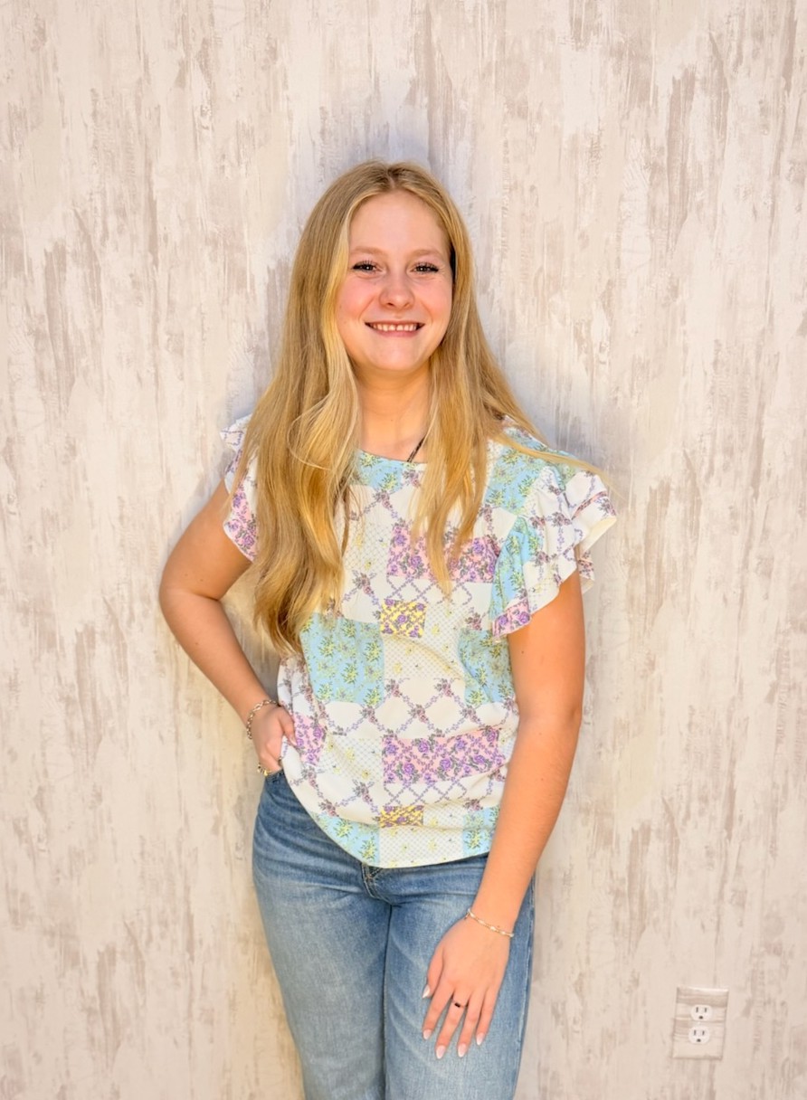 SWEET RUFFLE TOP
