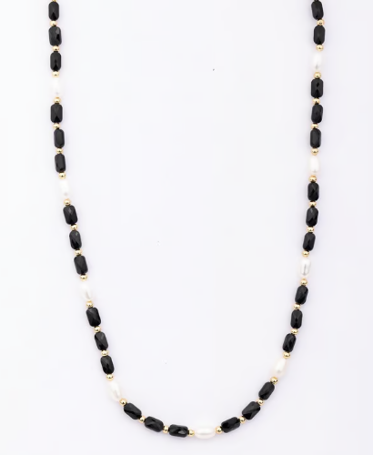 BLACK CLOVER NECKLACE
