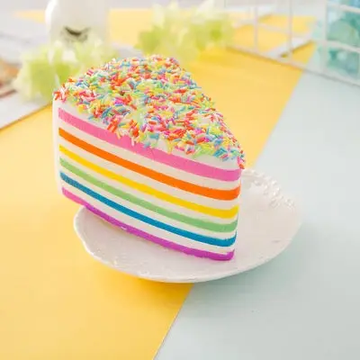 SQUISHY RAINBOW CAKE TOY