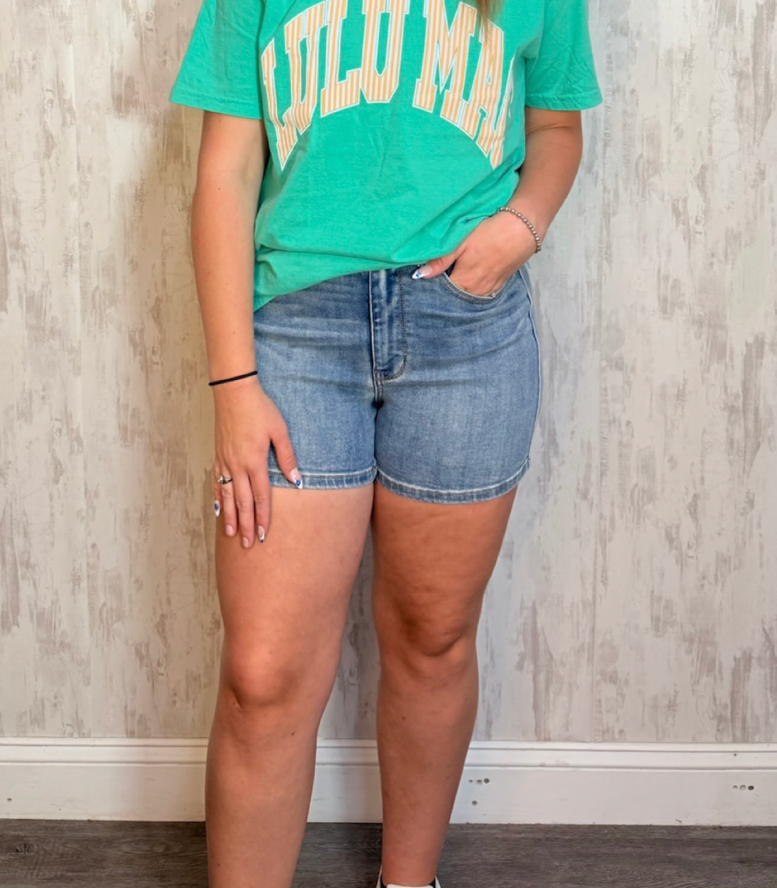 HW SLIM SHORT
