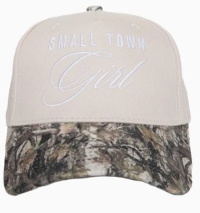 CAMO SMALL TOWN GIRL HAT
