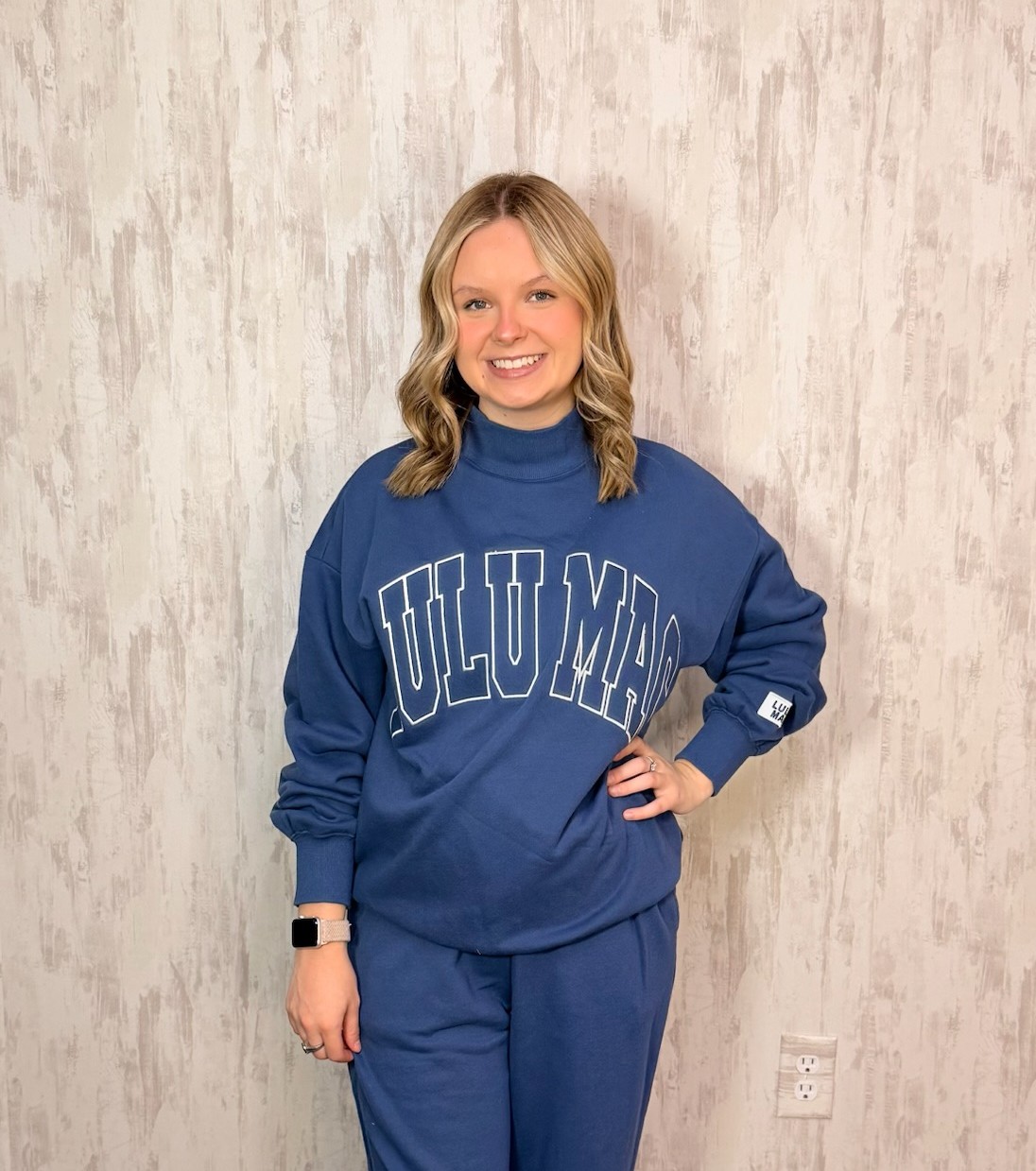 TERRY CLOTH MOCKNECK