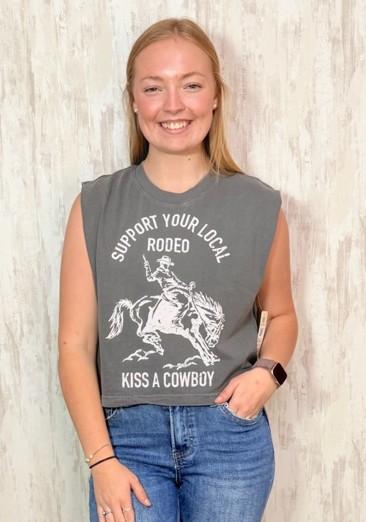 KISS A COWBOY TEE