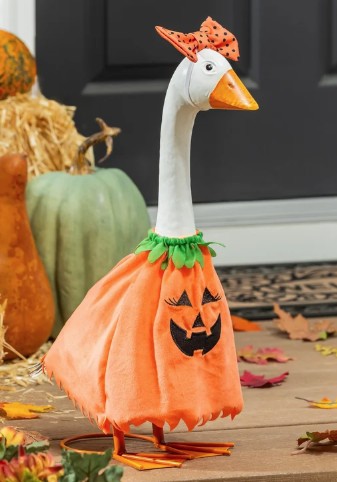 PORCH GOOSE OUTFIT PUMPKIN PONCH